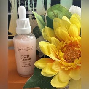 ✨ New ✨ Rose Face Milk Soothe & Nourish ✨